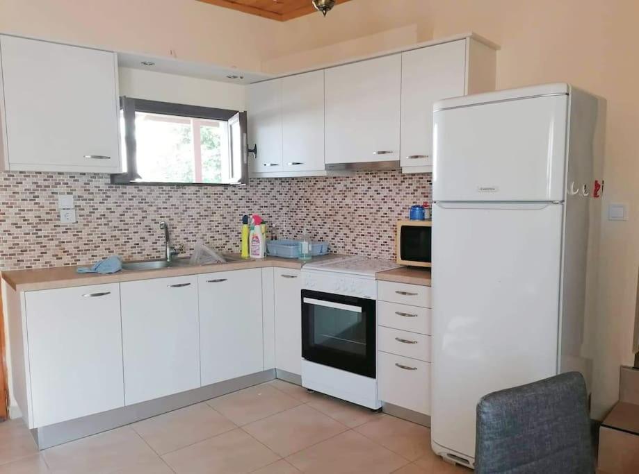 Angela'S Place - Stomio Residence Near The Sea Stomion  Экстерьер фото